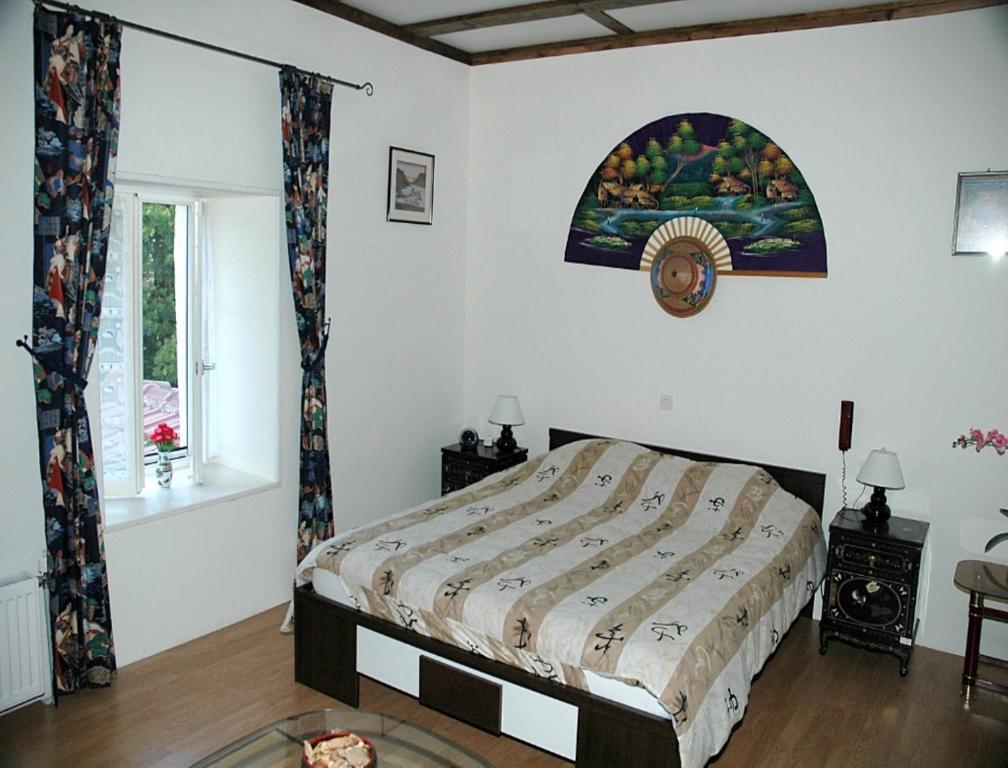 B&B Mirage Frecourt Phòng bức ảnh